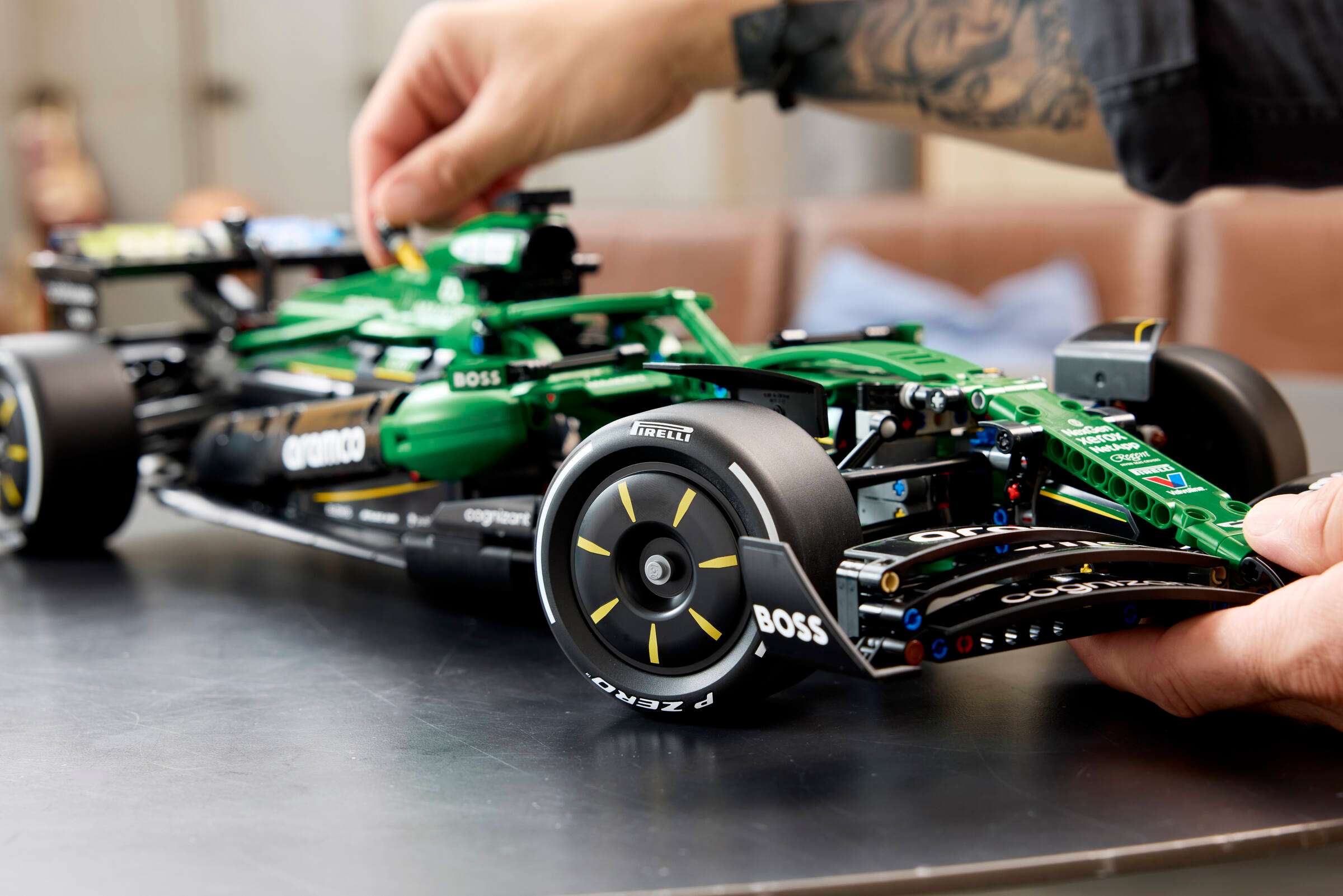 #42240 Aston Martin Aramco AMR25 F1 Car